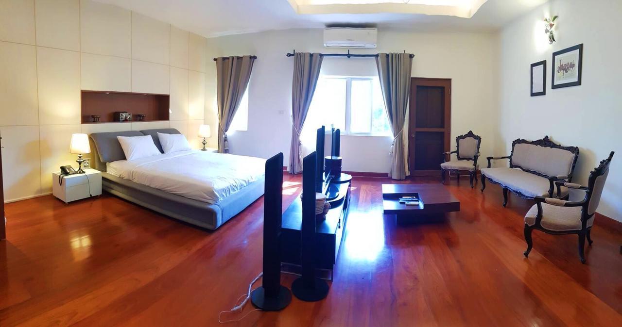 Prompimarn Villa Toscana Bangkok Bagian luar foto